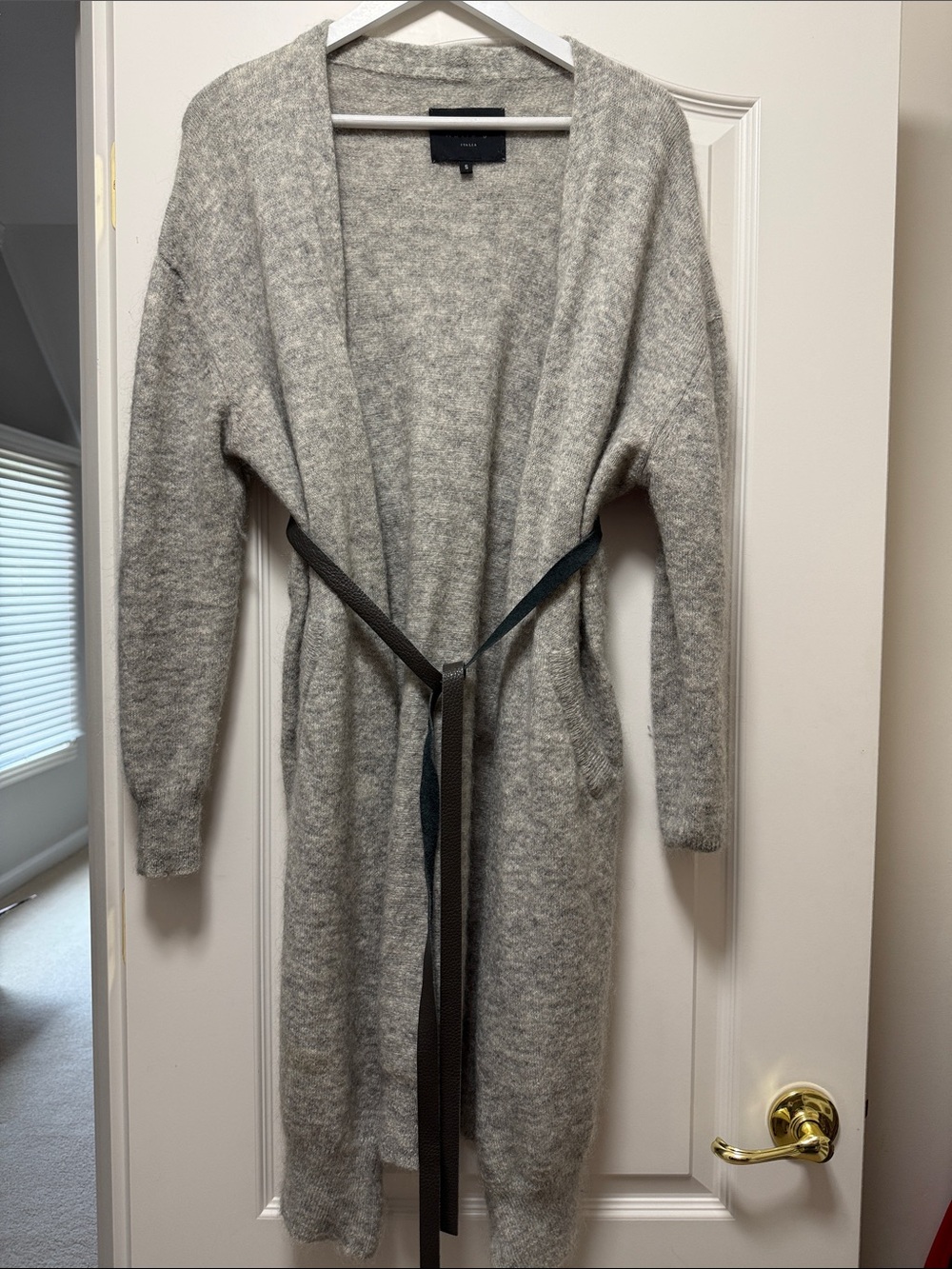 Women's Long Open-Front Knit Cardigan with Tie Belt - Light Gray